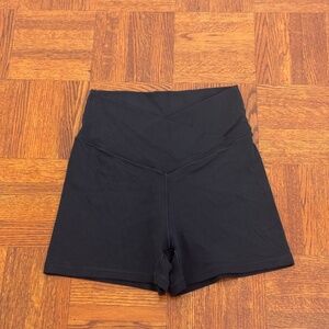 Offline By Aerie Shortie High Rise Cris Cross 3" Inseam Shorts L/G